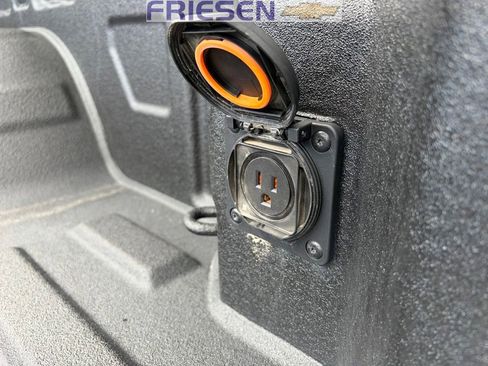 Used 2024 Chevrolet Silverado 1500 LTZ w/ LTZ Premium Package AWD/4WD image 7