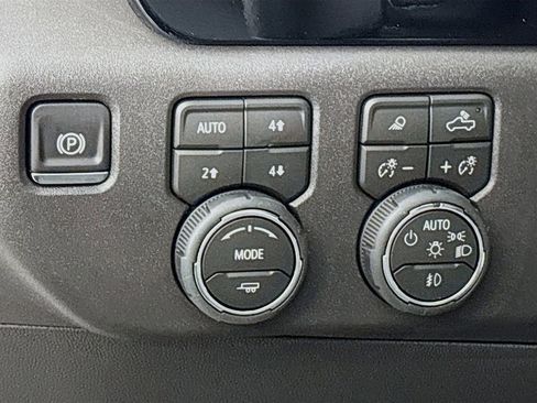 New 2026 Chevrolet Silverado 1500 LT Trail Boss w/ LT Trail Boss Premium Package image 10