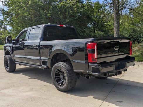 Used 2023 Ford F250 XLT w/ Black Appearance Package AWD/4WD image 5