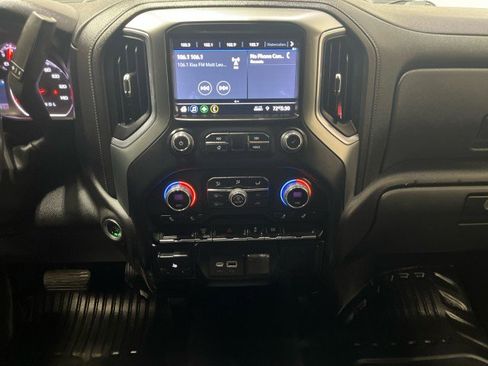 Used 2023 Chevrolet Silverado 3500 LT w/ Convenience Package image 17