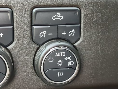 Used 2025 Chevrolet Silverado 2500 LT w/ Convenience Package AWD/4WD image 65