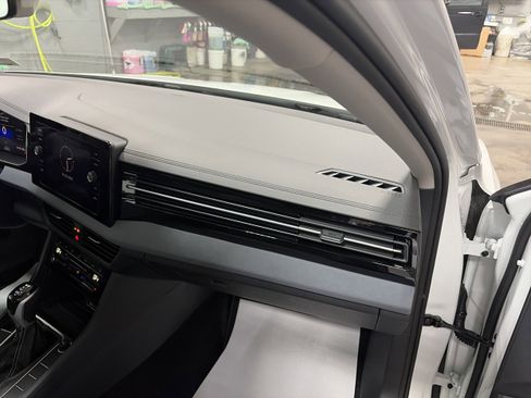 New 2026 Volkswagen Jetta SE image 33