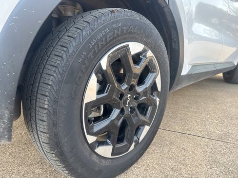 Used 2025 Kia Sorento S w/ Panoramic Sunroof Package image 13