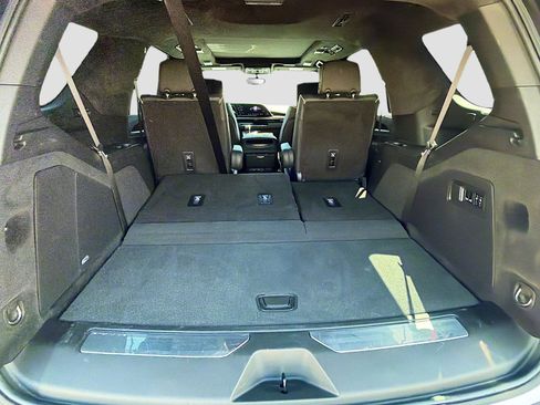 Used 2023 Cadillac Escalade Sport Platinum image 12