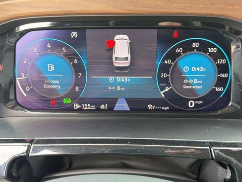 Used 2024 Volkswagen Atlas SE AWD/4WD image 17
