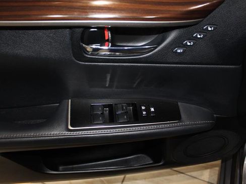 Used 2017 Lexus ES 350 w/ Luxury Package FWD image 29