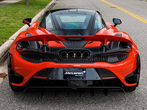 Used 2021 McLaren 765LT RWD image 13