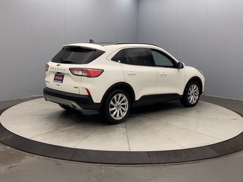 Used 2021 Ford Escape Titanium w/ Titanium Elite Package AWD/4WD image 5