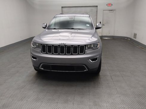 Used 2021 Jeep Grand Cherokee Limited AWD/4WD image 15