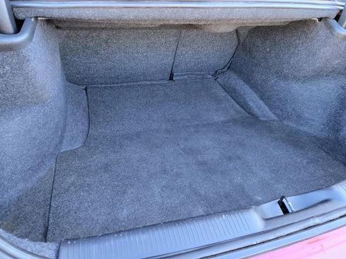 Used 2019 Dodge Charger SXT image 11