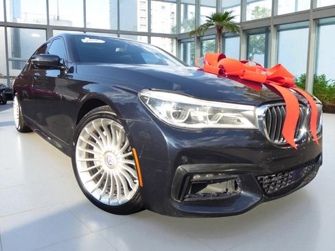Used 2016 BMW 750i xDrive image 1