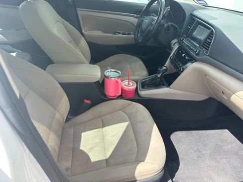Used 2018 Hyundai Elantra Value Edition FWD image 13