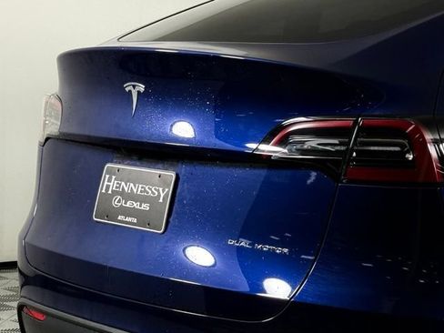 Used 2023 Tesla Model Y Long Range AWD/4WD image 17