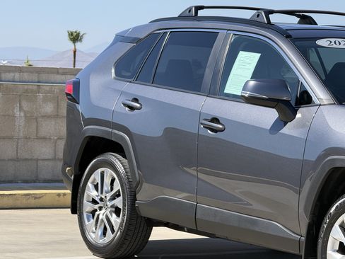Used 2025 Toyota RAV4 XLE Premium AWD/4WD image 5