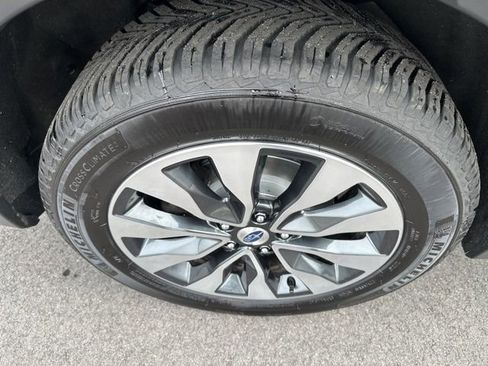 Used 2024 Subaru Outback Limited XT image 10