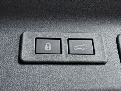 Used 2026 Subaru Forester Touring image 32