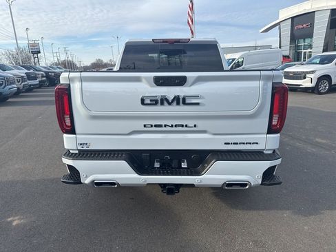 New 2026 GMC Sierra 1500 Denali Ultimate w/ LPO, Black Badging Package AWD/4WD image 4