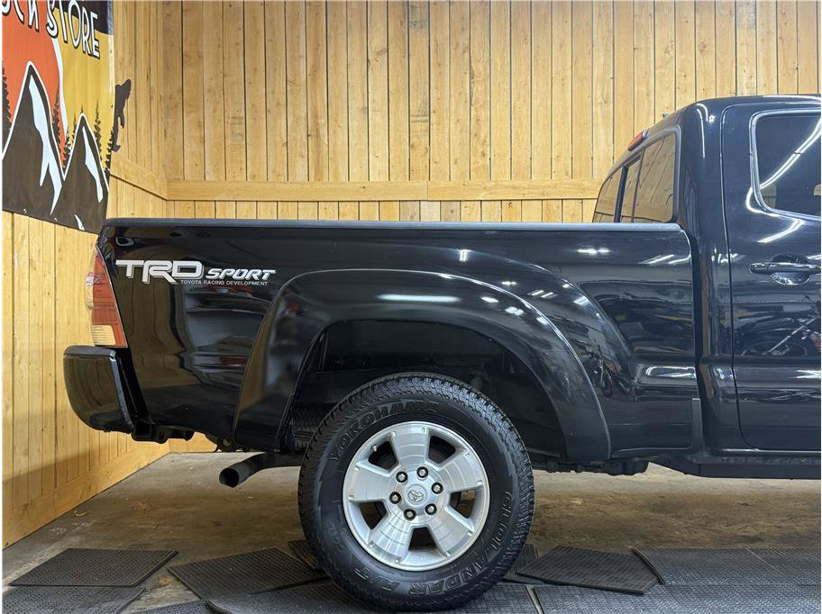 Used 2014 Toyota Tacoma 4x4 Double Cab w/ TRD Sport Package image 4