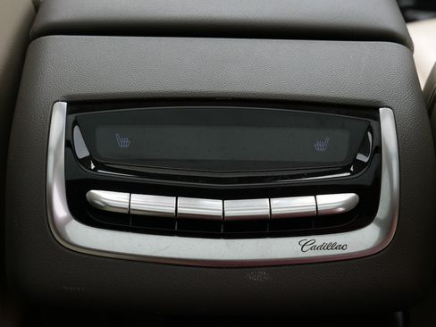 Used 2024 Cadillac XT6 Premium Luxury w/ LPO, Floor Liner Package AWD/4WD image 10