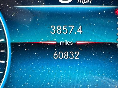 Used 2022 Mercedes-Benz A 220 image 9