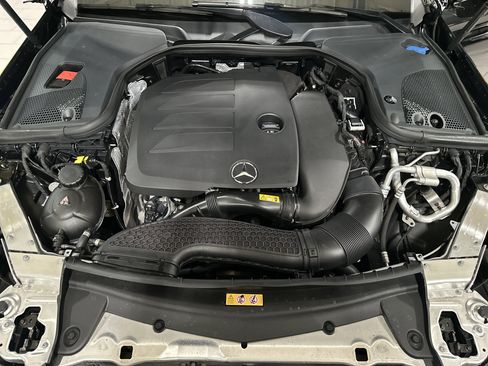 Certified 2022 Mercedes-Benz E 350 4MATIC Sedan image 15