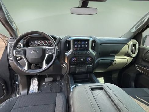 Used 2022 Chevrolet Silverado 1500 LT Trail Boss w/ Safety Package AWD/4WD image 16