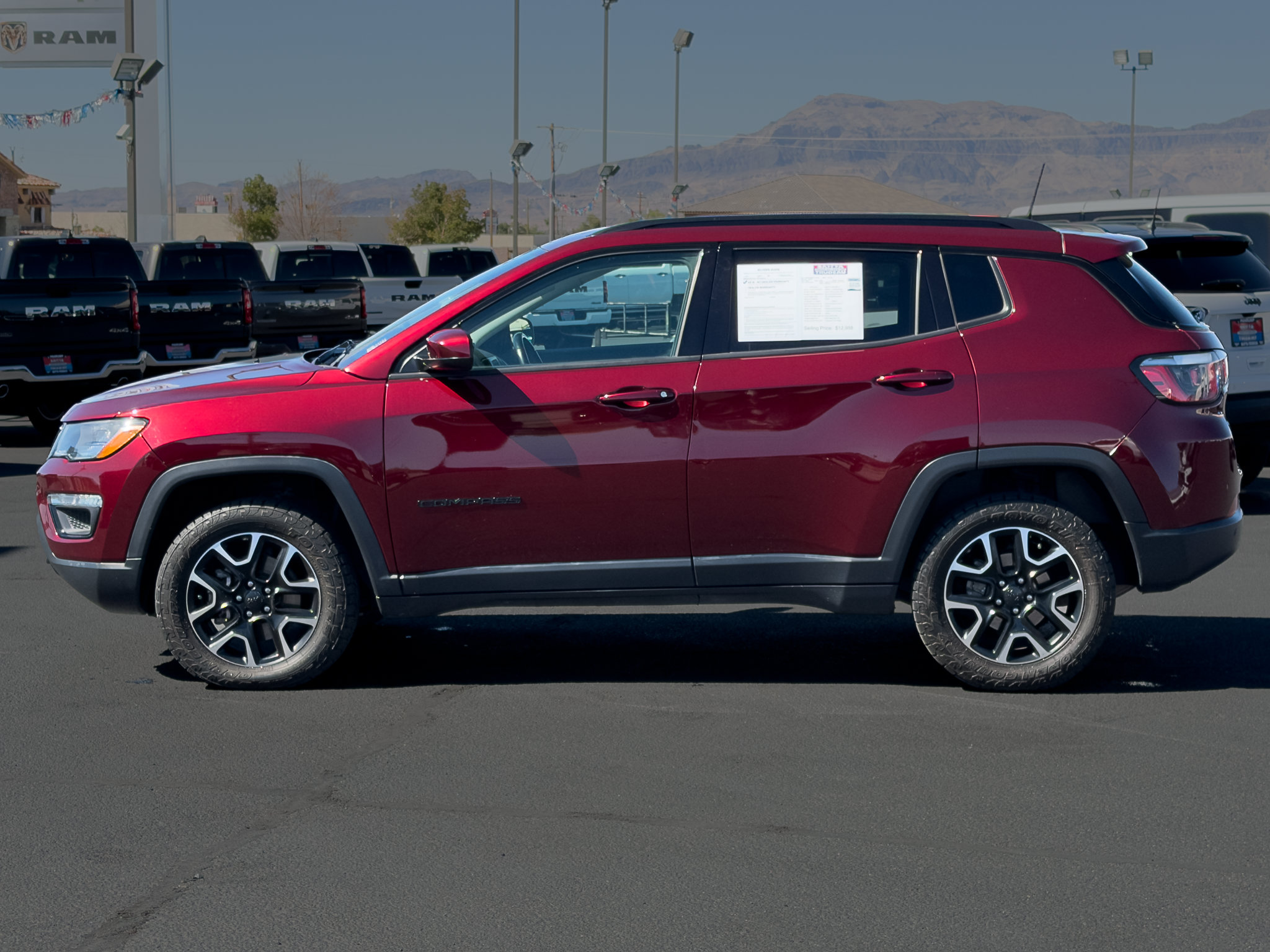 Used 2020 Jeep Compass Sport AWD/4WD image 2