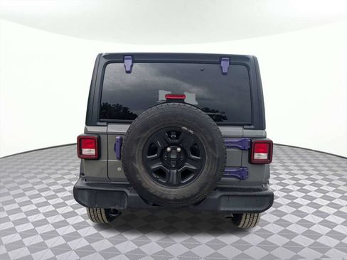 Used 2021 Jeep Wrangler Unlimited Sport AWD/4WD image 4