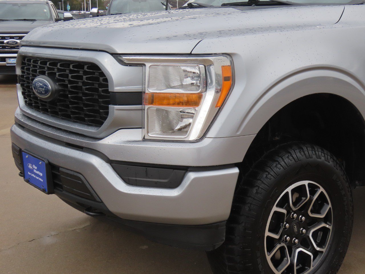 Certified 2022 Ford F150 XL w/ STX Appearance Package AWD/4WD image 3