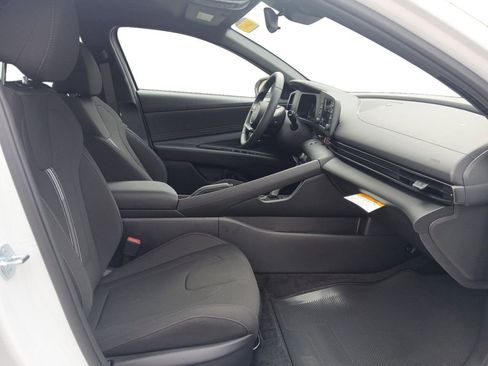 New 2026 Hyundai Elantra Sport FWD image 15