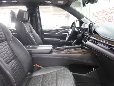 Used 2022 Cadillac Escalade ESV Sport Platinum image 22