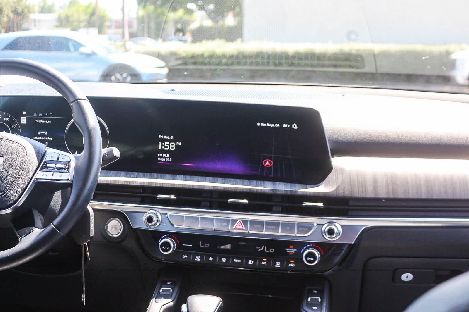 Used 2024 Kia Telluride SX FWD image 17