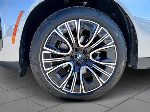 Used 2025 BMW X3 xDrive30i w/ Convenience Package image 11