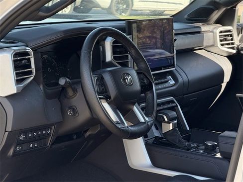 Used 2024 Toyota Tundra Platinum image 12