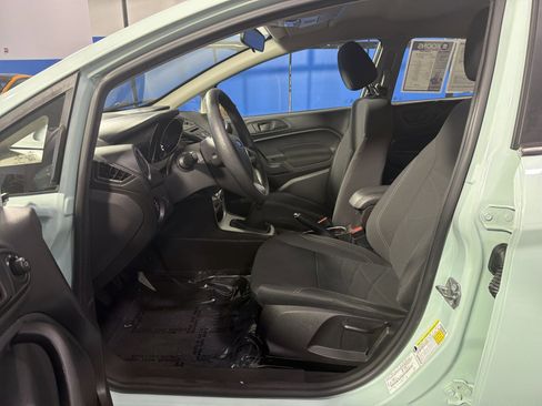 Used 2017 Ford Fiesta SE FWD image 17