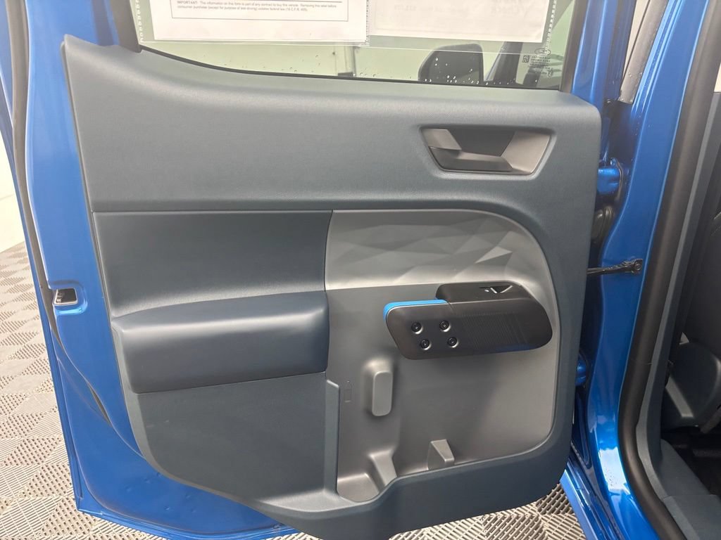 Used 2025 Ford Maverick Lobo AWD/4WD image 34