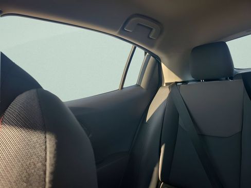 New 2026 Toyota Prius Plug-In Hybrid FWD image 12