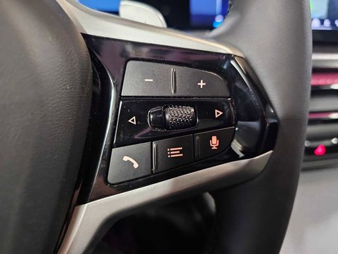 Used 2025 BMW 330i xDrive Sedan w/ Convenience Package image 20