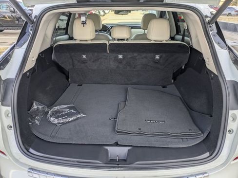 Used 2023 Nissan Murano Platinum w/ Cargo Package image 29