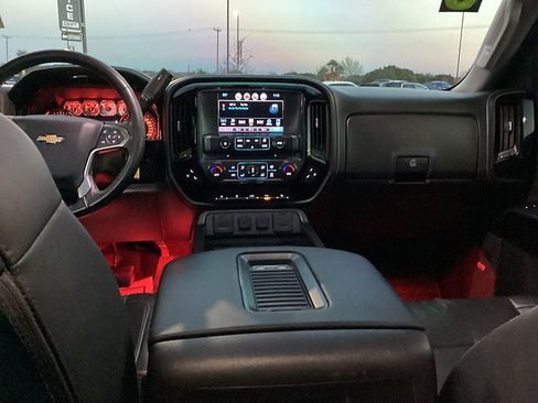 Used 2018 Chevrolet Silverado 1500 LTZ Z71 w/ LTZ Plus Package image 17