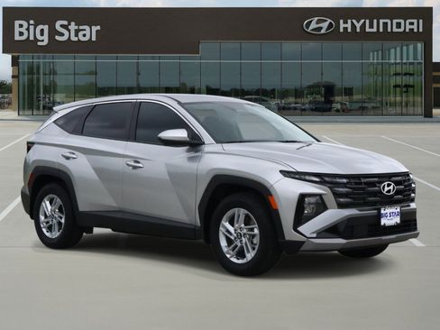 Used 2026 Hyundai Tucson SE FWD image 6
