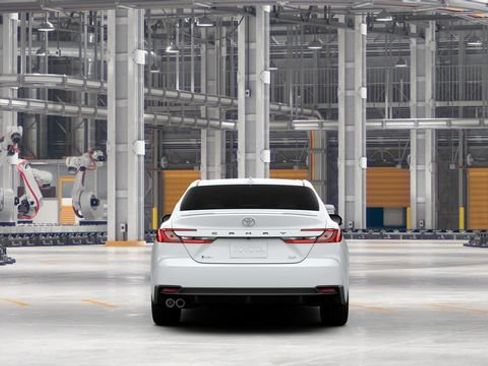 New 2026 Toyota Camry SE FWD image 10