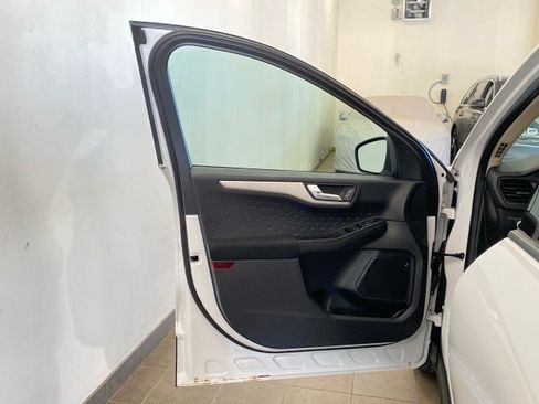 Used 2020 Ford Escape SE AWD/4WD image 15