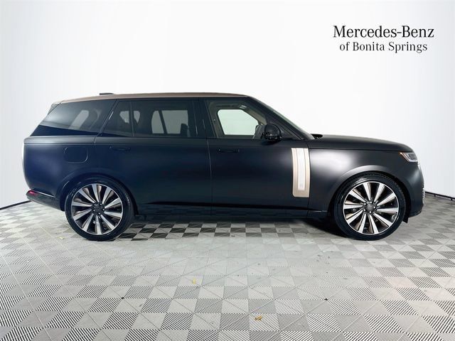 Used 2026 Land Rover Range Rover SV AWD/4WD image 8
