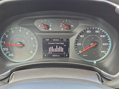 Used 2023 Chevrolet Equinox LS image 46