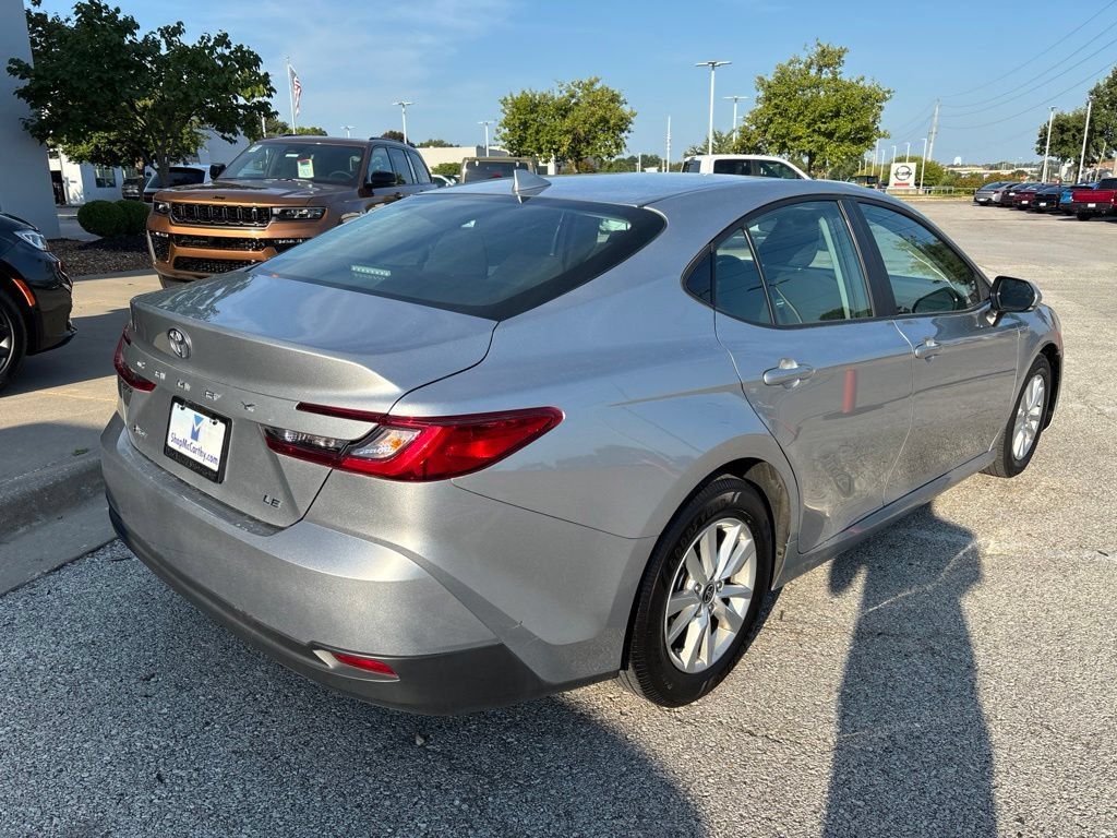 Used 2025 Toyota Camry LE FWD image 12