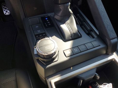 New 2025 Toyota Tacoma TRD Sport image 19