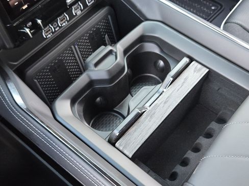 New 2026 RAM 2500 Limited image 18