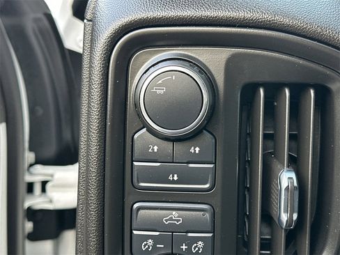 Used 2024 Chevrolet Silverado 2500 Custom w/ Custom Convenience Package image 22