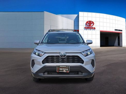 Used 2025 Toyota RAV4 XLE w/ Convenience Package AWD/4WD image 4